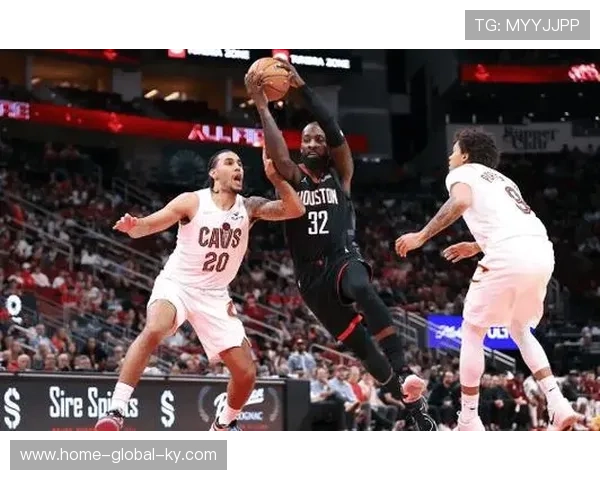 京媒观察指出CBA赢球关键转变 进攻速度与稳定性正取代传统防守制胜论 京媒观察指出CBA赢球关键转变 进攻速度与稳定性正取代传统防守制胜论